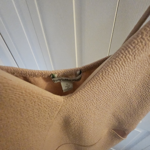 Charlotte Russe Blush Sleeveless Top - Picture 3 of 3